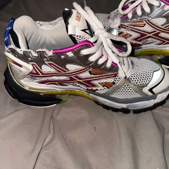 Balenciaga Runner Sneakers - Picture 4 of 6
